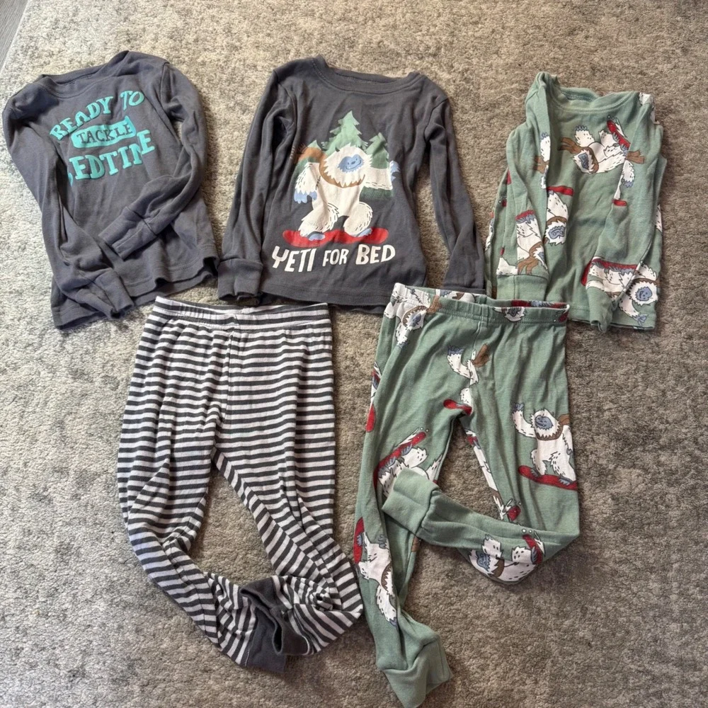 Carter's Stitch & Stone Boys 3T Pajamas Lot Sharks Fire Truck Yeti Bear 18pc